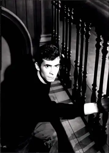 41 Pressefotos Anthony Perkins, Portraits und Filmszenen