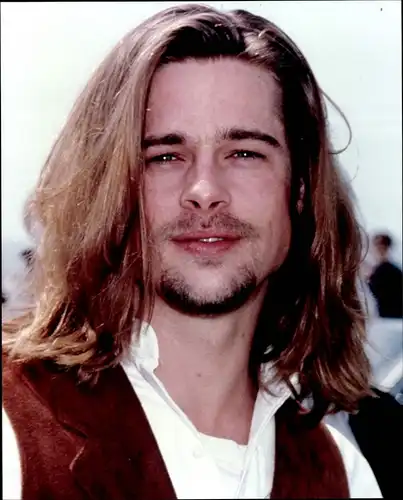 54 Pressefotos Brad Pitt, Portraits und Filmszenen