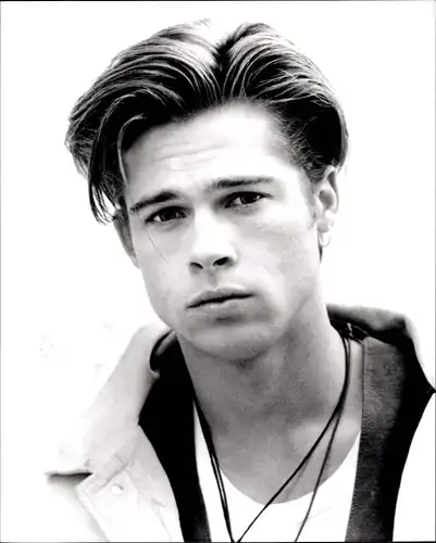 54 Pressefotos Brad Pitt, Portraits und Filmszenen