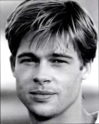 54 Pressefotos Brad Pitt, Portraits und Filmszenen