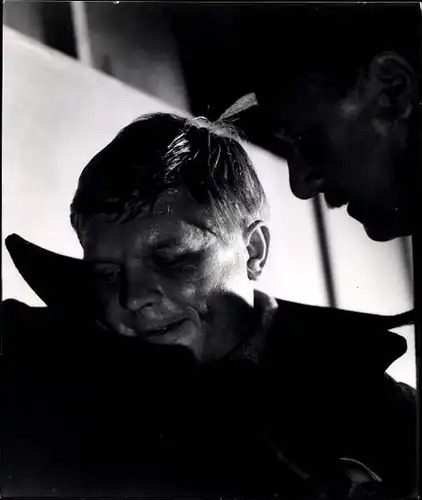 231 Pressefotos Hardy Krüger, Martin Held, Bumerang(1960), Filmszenen