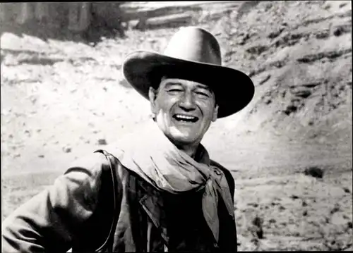 34 Pressefotos John Wayne, Portraits und Filmszenen