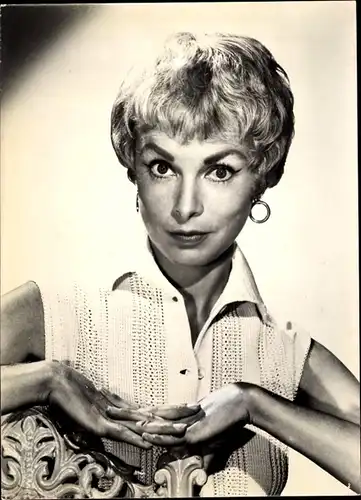 32 Pressefotos Janet Leigh, Portraits und Filmszenen