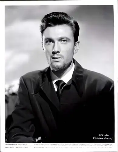 49 Pressefotos Laurence Harvey, Portraits und Filmszenen