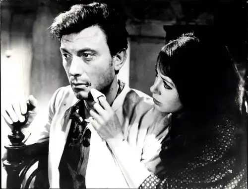 49 Pressefotos Laurence Harvey, Portraits und Filmszenen