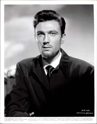 49 Pressefotos Laurence Harvey, Portraits und Filmszenen