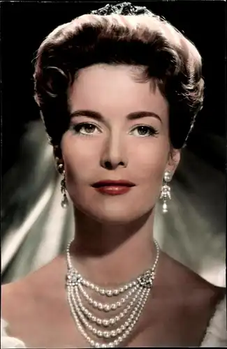 33 Pressefotos Elisabeth Müller, Portraits und Filmszenen