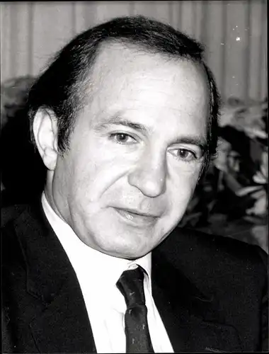 30 Pressefotos Ben Gazzara, Portraits und Filmszenen