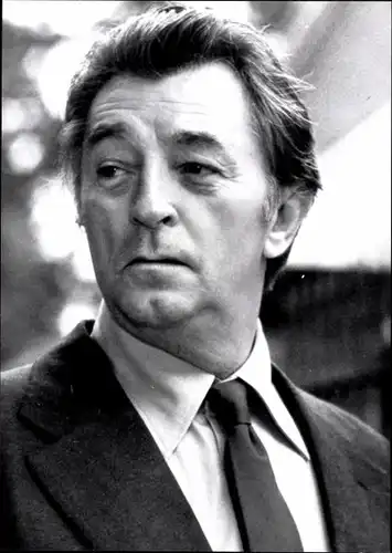 40 Pressefotos Robert Mitchum, Portraits und Filmszenen