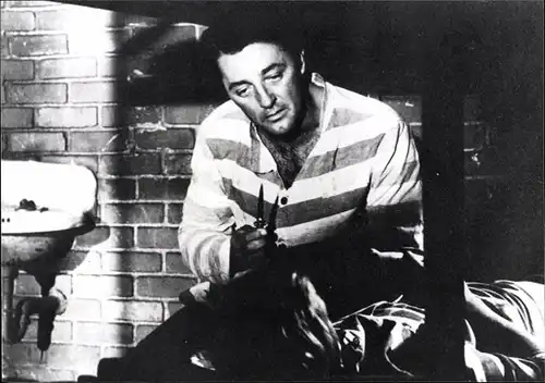 40 Pressefotos Robert Mitchum, Portraits und Filmszenen