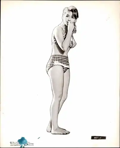 82 Pressefotos Christine Kaufmann, Portraits und Filmszenen