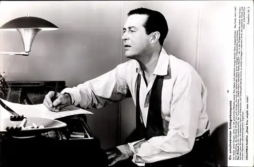 27 Pressefotos Ray Milland, Portraits und Filmszenen