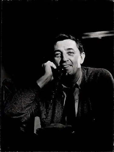 67 Pressefotos Robert Mitchum, Portraits und Filmszenen