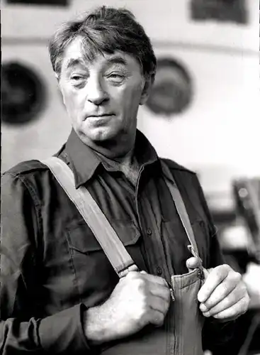 67 Pressefotos Robert Mitchum, Portraits und Filmszenen