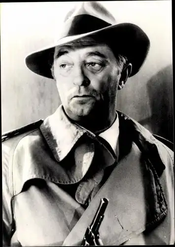 67 Pressefotos Robert Mitchum, Portraits und Filmszenen