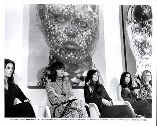 28 Pressefotos Jane Fonda, Portraits und Filmszenen