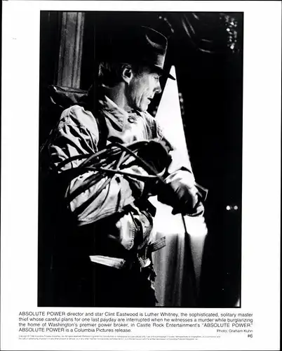 48 Pressefotos Clint Eastwood, Portraits und Filmszenen