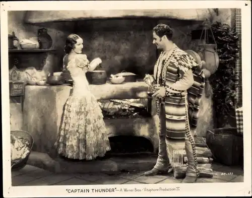 38 Pressefotos Douglas Fairbanks senior und junior, Portraits und Filmszenen