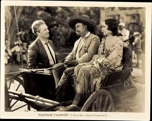 38 Pressefotos Douglas Fairbanks senior und junior, Portraits und Filmszenen