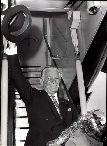 38 Pressefotos Douglas Fairbanks senior und junior, Portraits und Filmszenen