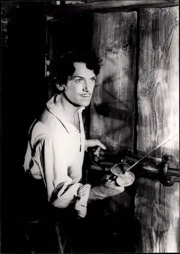 38 Pressefotos Douglas Fairbanks senior und junior, Portraits und Filmszenen