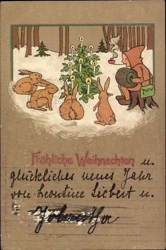 Ak Glückwunsch Weihnachten, Hasen sitzen um einen Tannenbaum