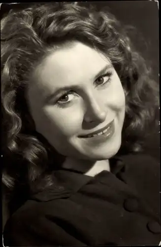 Ak Schauspielerin Sonja Sutter, Portrait, DEFA Film, Star mit fremden Federn