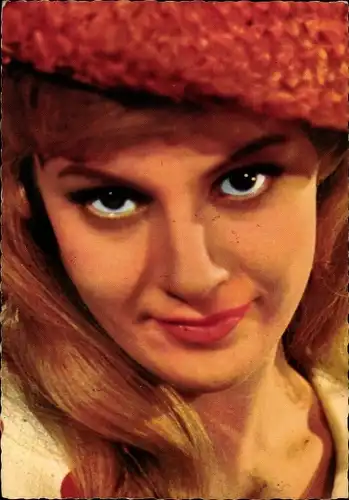 Ak Sängerin Heidi Brühl, Portrait