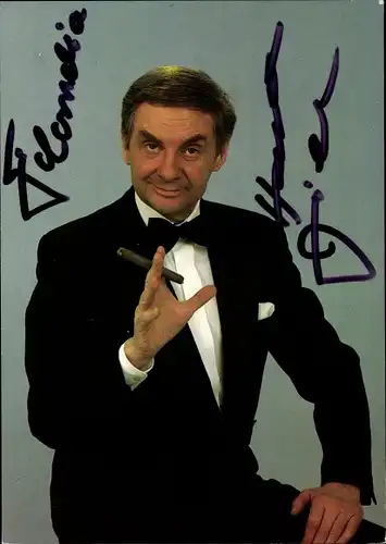 Ak Schauspieler und Sänger Harald Juhnke, Portrait mit Zigarre, Autogramm