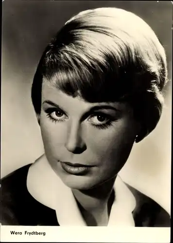 Ak Schauspielerin Wera Frydtberg, Wir Wunderkinder, Portrait, Die tolle Lola