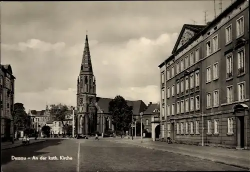 Ak Dessau in Sachsen Anhalt, kath. Kirche