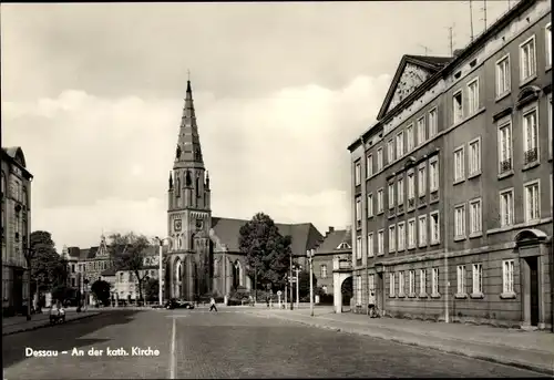 Ak Dessau in Sachsen Anhalt, kath. Kirche