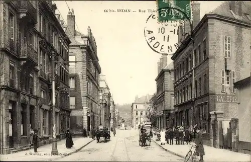 Ak Sedan Ardennes, Rue Thiers, Galerie
