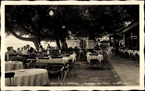 Ak Meersburg am Bodensee, Biergarten des Hotels Wilder Mann
