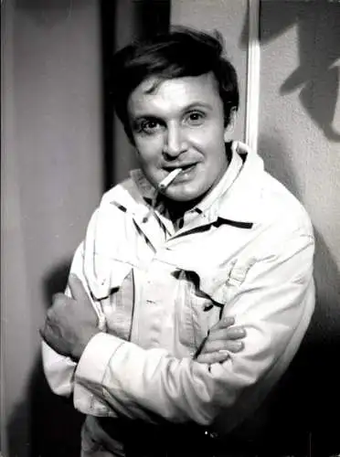 Foto Schauspieler Udo Vioff, Portrait, Zigarette, Pressefoto