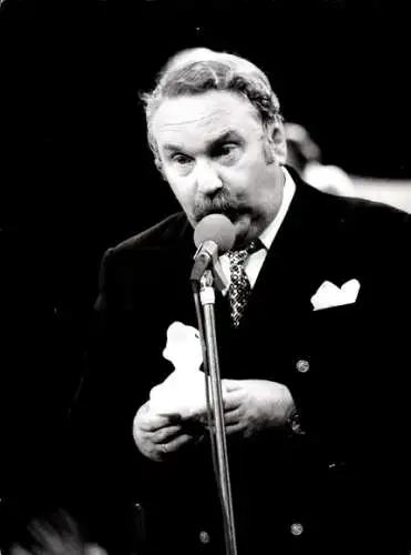 Foto Schauspieler Gerd Duwner, Portrait, Wilhelmsbader Musikrevue, Pressefoto