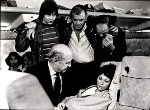 Foto Schauspieler Ray Milland, Szene SOS in den Wolken, Pressefoto