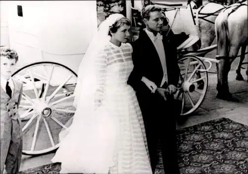 Foto Filmszene Vater braucht eine Frau, D 1952, Szene mit Ruth Leuwerik und Dieter Borsche