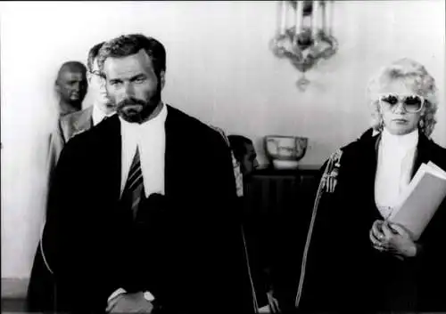 Foto Filmszene Der Denunziant, It 1986, Szene mit Franco Nero