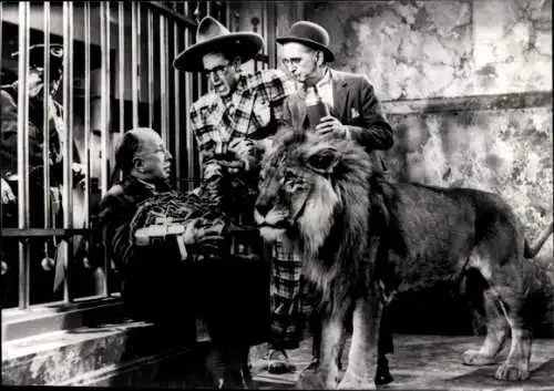 Foto Filmszene Verrückter Mittwoch, USA 1947, Szene u. a. mit Harold Lloyd und Jim Conlin