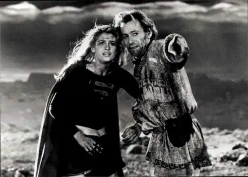 Pressefoto Filmszene, Supergirl, Helen Slater, Peter O'Toole