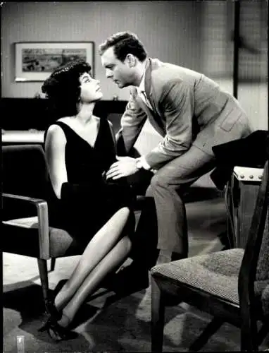 Pressefoto Filmszene, Agatha, lass das Morden sein! , Johanna von Koczian, Klausjürgen Wussow