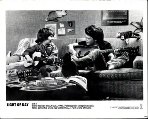 Foto Filmszene "Light of Day", USA 1987, Szene mit Billy Sullivan und Michael J. Fox