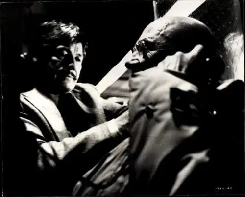 Foto Filmszene "Telefon", USA 1977, Szene mit Charles Bronson und Donald Pleasence