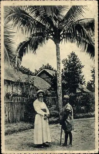 Ak Madagaskar, Missionar auf Besuch bei Gläubigen
