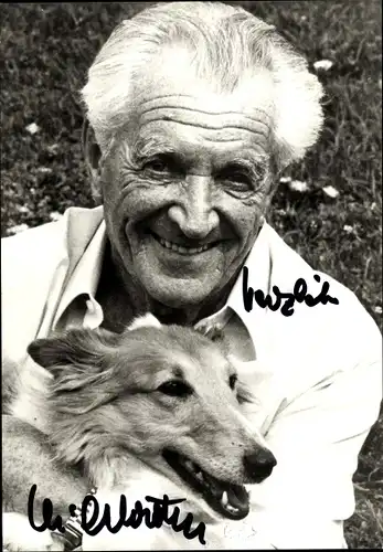 Ak Schauspieler Carl Heinz Schroth, Portrait mit Windhund