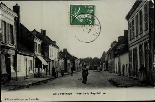 Ak Ailly sur Noye Somme, Rue de la République