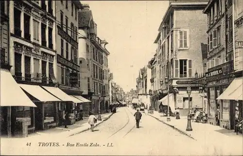 Ak Troyes Aube, Rue Emile Zola