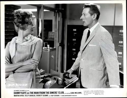 Foto Schauspieler Danny Kaye, Cara Williams, Filmszene The Man from the Diners' Club, Pressefoto