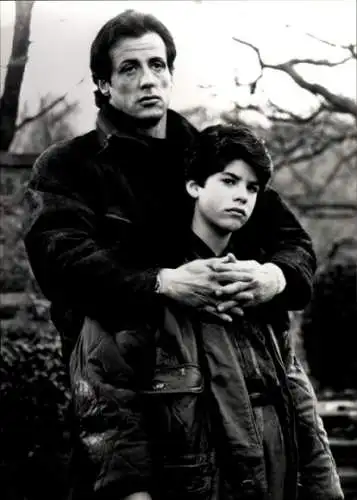 Foto Schauspieler Sylvester Stallone mit Sohn Sage Stallone, Rocky V